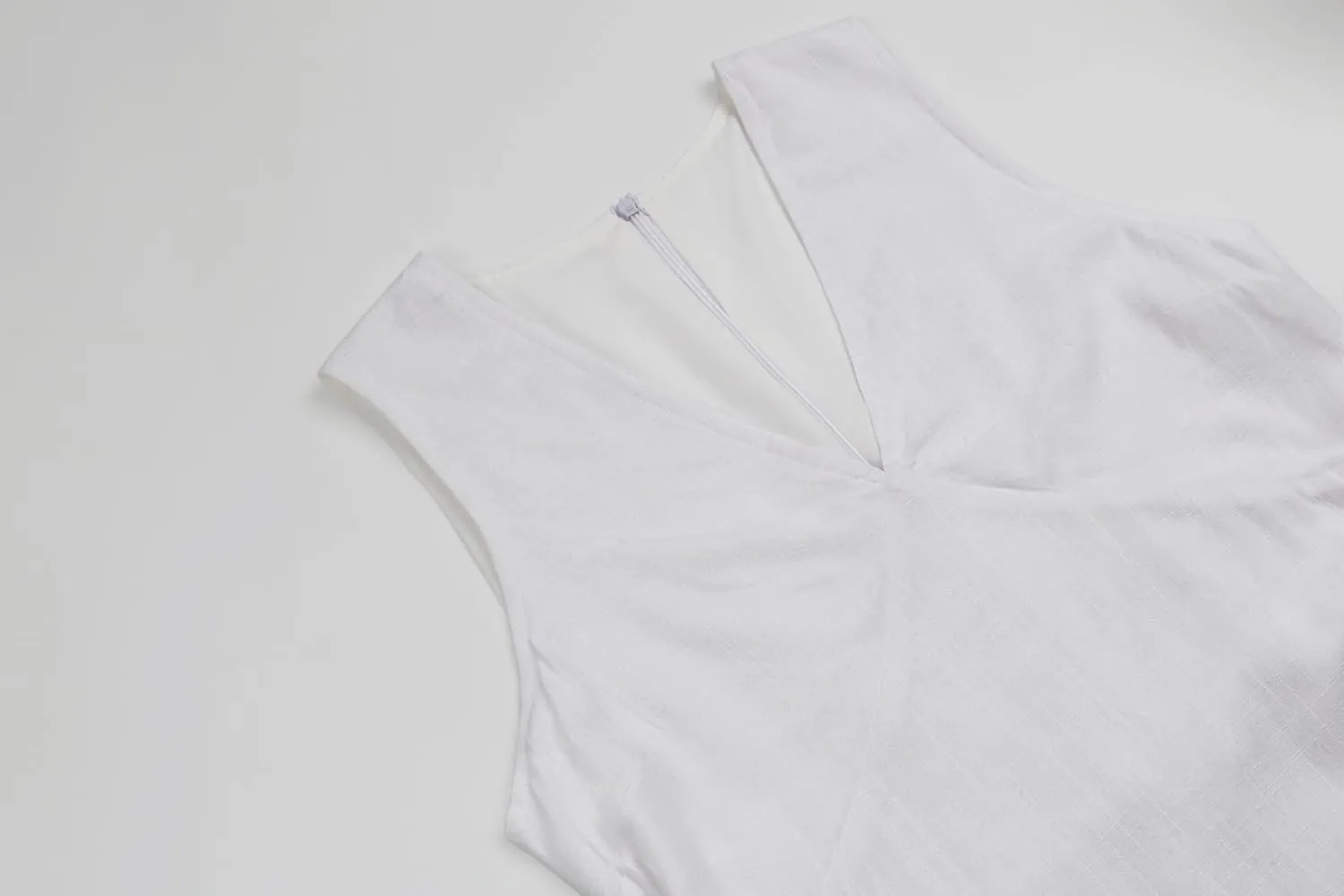 CHARTOU Women's Summer Sleeveless Mini Dress Cotton Linen V Neck Cinched A Line Slim Tank Short Dress