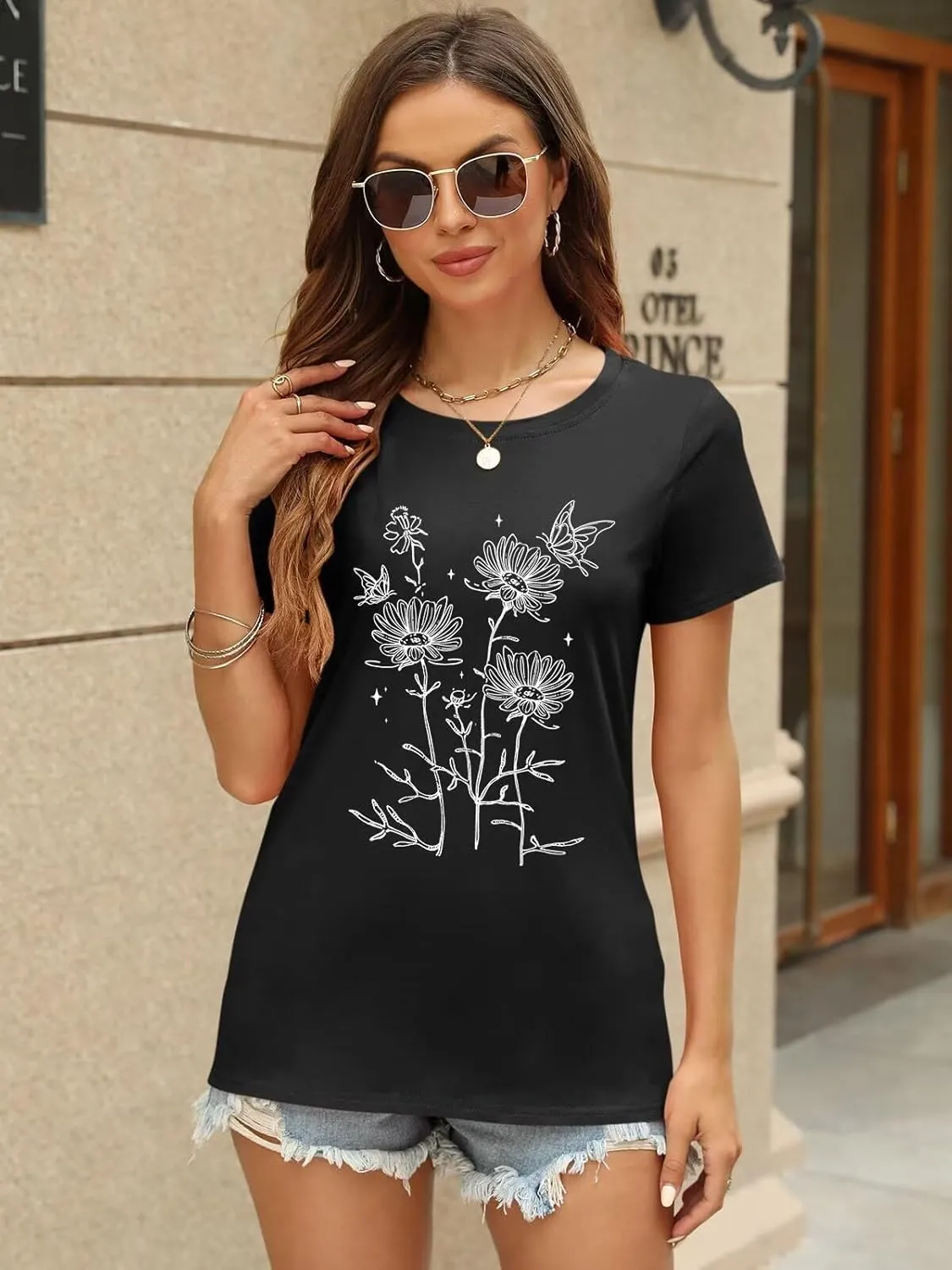 ORANDESIGNE Women's Sunflower Butterfly Print T Shirts Graphic Short Sleeve Tees Casual Crewneck Tops