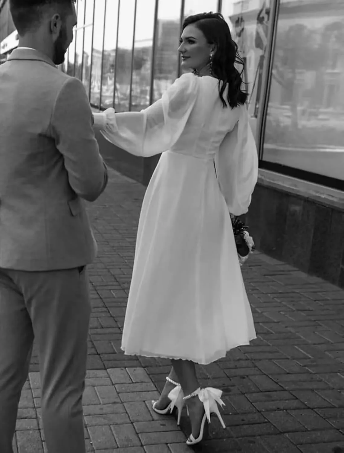 Womens Long Sleeves Tea Length Wedding Dresses for Bride Chiffon V Neck A Line Bridal Gown for Women